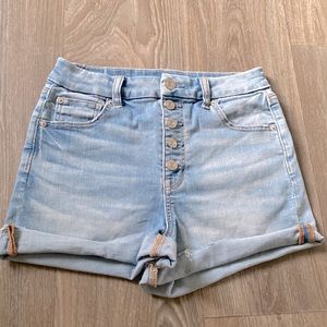 American Eagle Outfitters Button-Down short